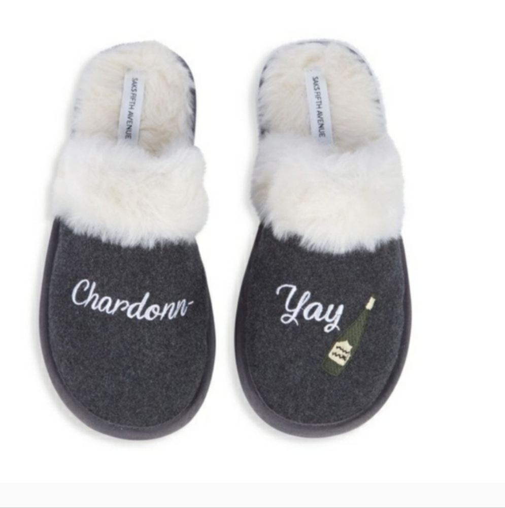 New Saks Fifth Avenue Chardonn Yay Wine Bottle Celebration Women's Slippers 7/8
